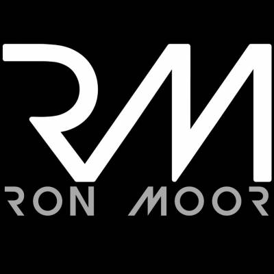 logo Ron Moor